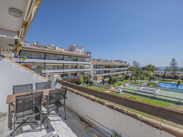 Apartment, The Golden Mile, R5330335