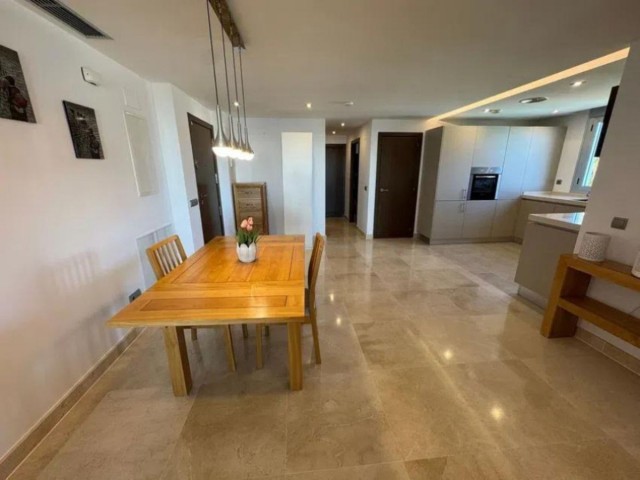 Appartement avec 3 Chambres  à Ojén