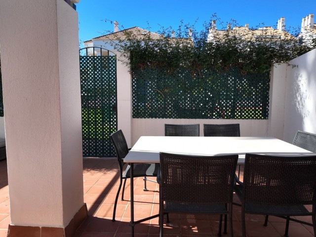 5 Bedrooms Townhouse in San Pedro de Alcántara