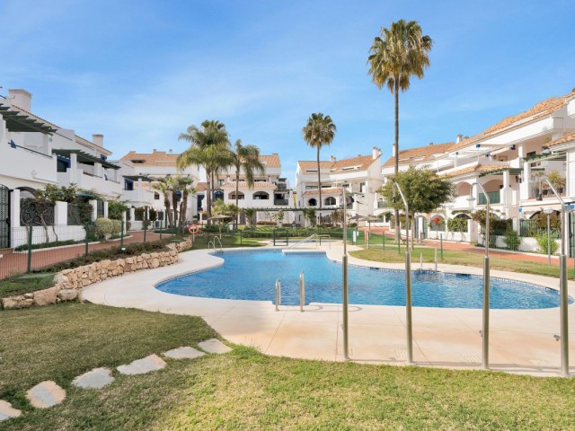 5 Bedrooms Townhouse in San Pedro de Alcántara
