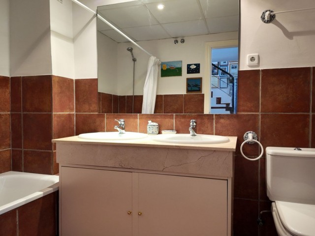 5 Bedrooms Townhouse in San Pedro de Alcántara