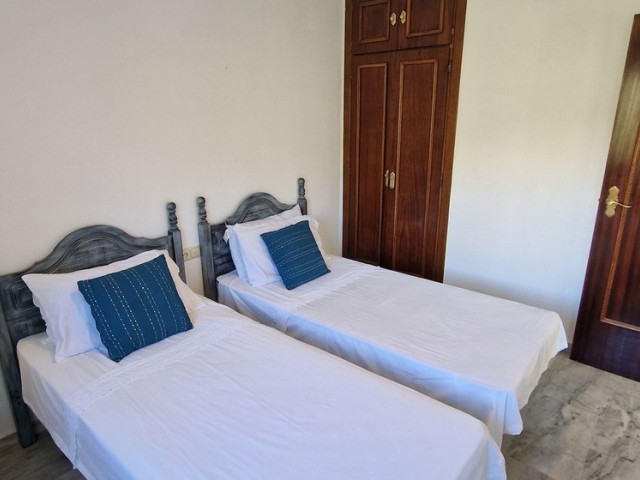 3 Bedrooms Townhouse in La Duquesa