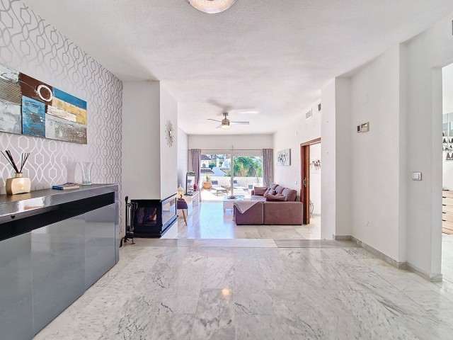 3 Bedrooms Townhouse in La Duquesa