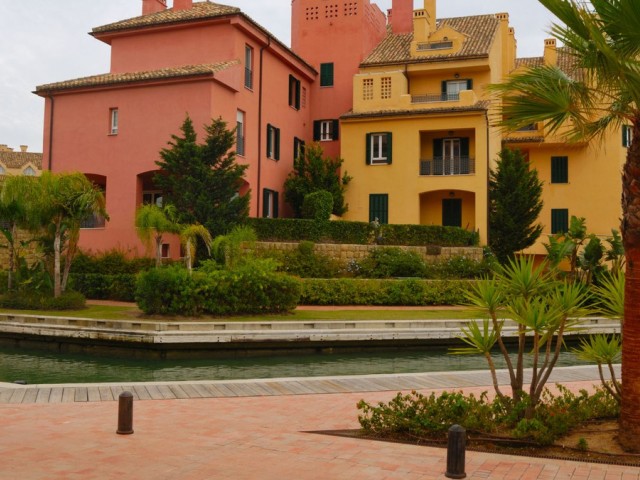 3 Bedrooms Apartment in Sotogrande
