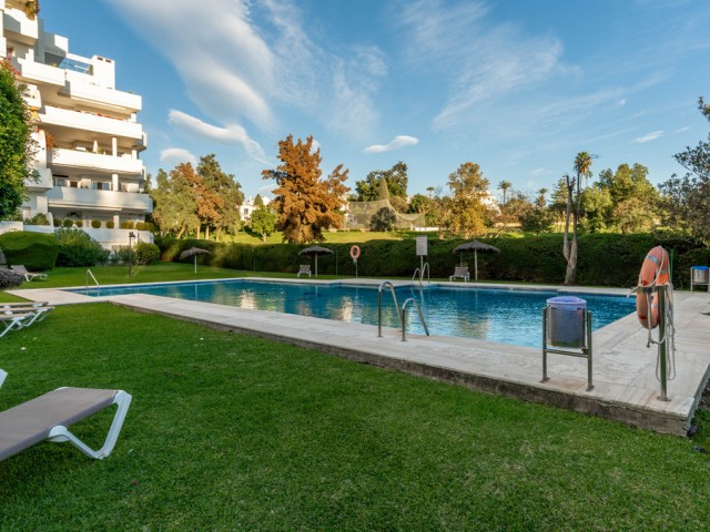3 Soveroms Leilighet i Guadalmina Alta