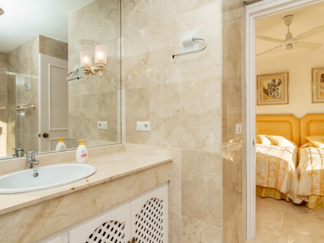 3 Soveroms Leilighet i Guadalmina Alta