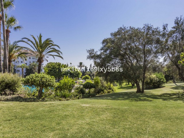 Huoneisto, Rio Real, R5143432