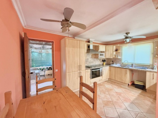 4 Schlafzimmer Villa in Sierrezuela