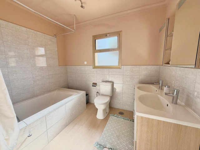 4 Schlafzimmer Villa in Sierrezuela