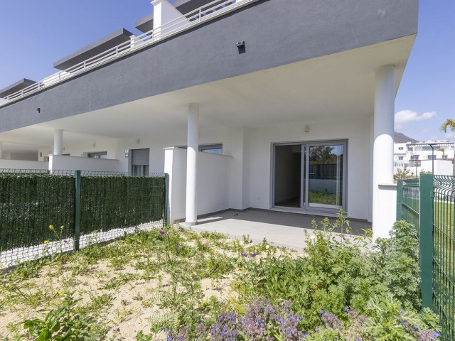 Apartment, Valle Romano, R5287039