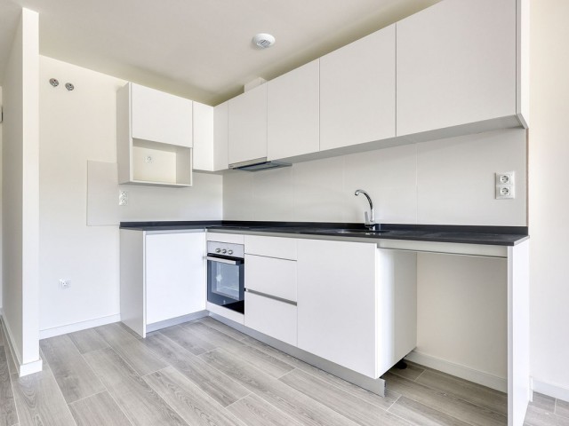 Apartment, Valle Romano, R5287039