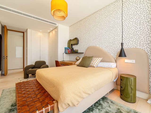 Villa con 6 Dormitorios  en Guadalmina Alta