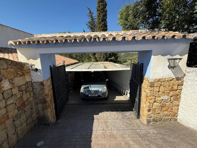 Villa con 3 Dormitorios  en Valle Romano