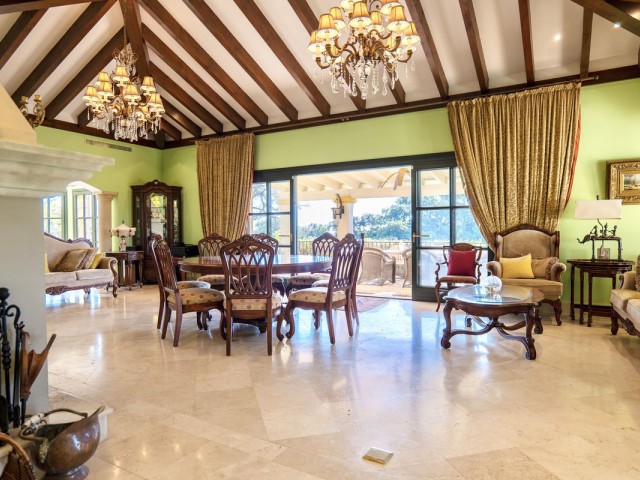 Villa avec 6 Chambres  à La Zagaleta