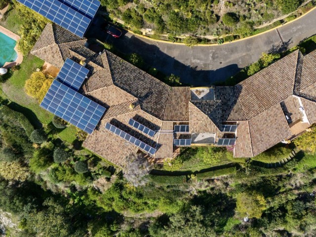 Villa avec 6 Chambres  à La Zagaleta