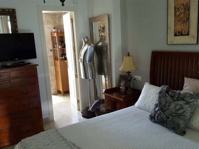 4 Slaapkamer Rijtjeshuis in Marbella