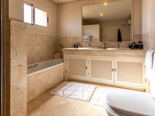 4 Schlafzimmer Apartment in La Mairena