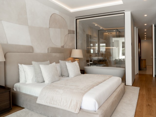 4 Bedrooms Apartment in The Golden Mile