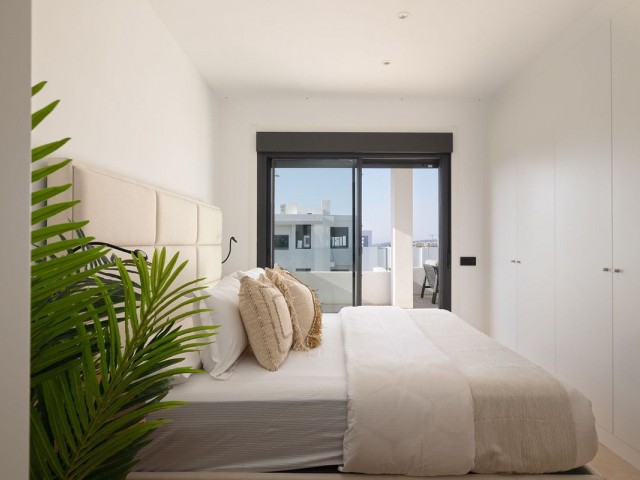 2 Soveroms Leilighet i Casares Playa