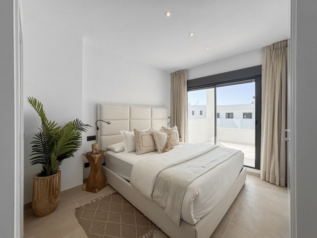2 Soveroms Leilighet i Casares Playa