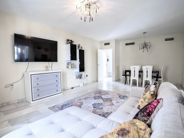 Apartment, Nueva Andalucia, R5337286