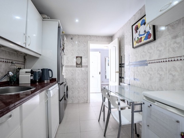 2 Bedrooms Apartment in Nueva Andalucía