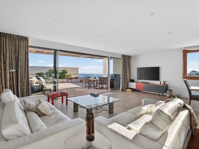 Penthouse in Altos de los Monteros