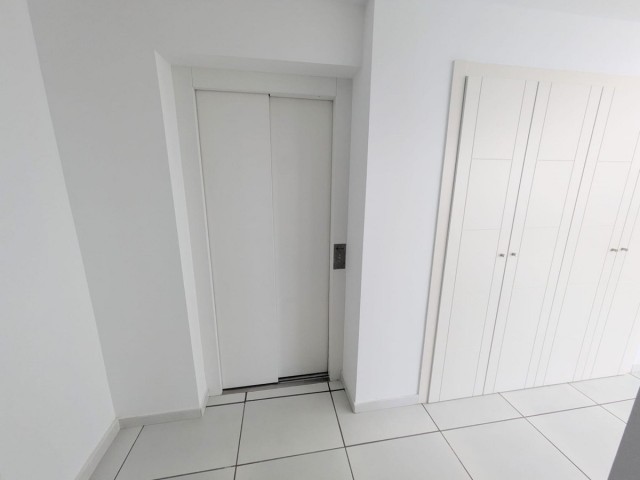 4 Schlafzimmer Villa in Torremuelle