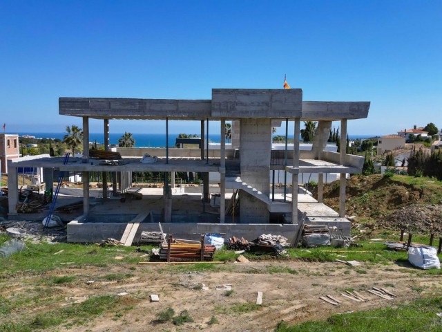 Villa avec 4 Chambres  à Valle Romano