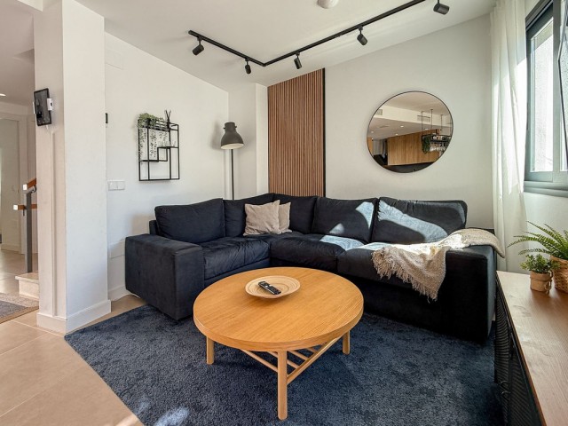 Townhouse, El Paraiso, R5161390