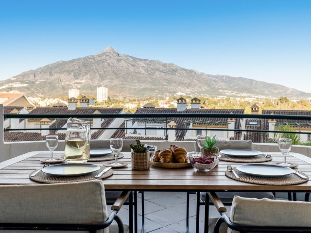 Apartment Nueva Andalucía - R5330431