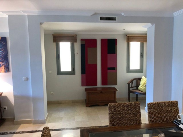 2 Makuuhuoneen Huoneisto Sotogrande