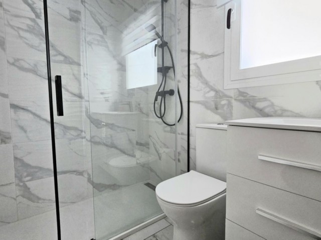 8 Bedrooms Villa in Riviera del Sol