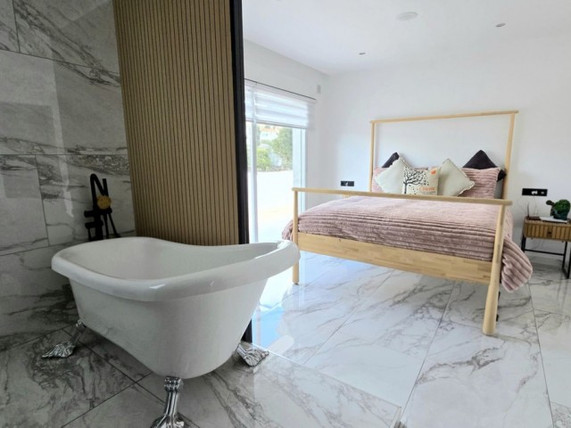 8 Slaapkamer Villa in Riviera del Sol