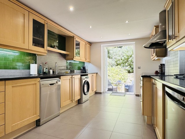 4 Bedrooms Townhouse in La Duquesa