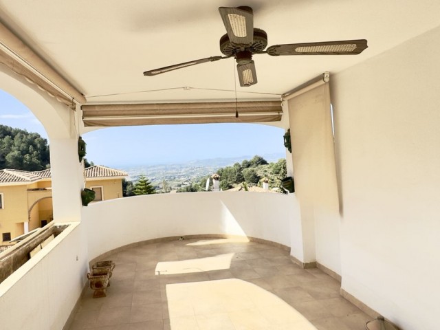 3 Bedrooms Townhouse in Mijas