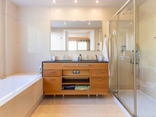 Appartement avec 3 Chambres  à Benahavís
