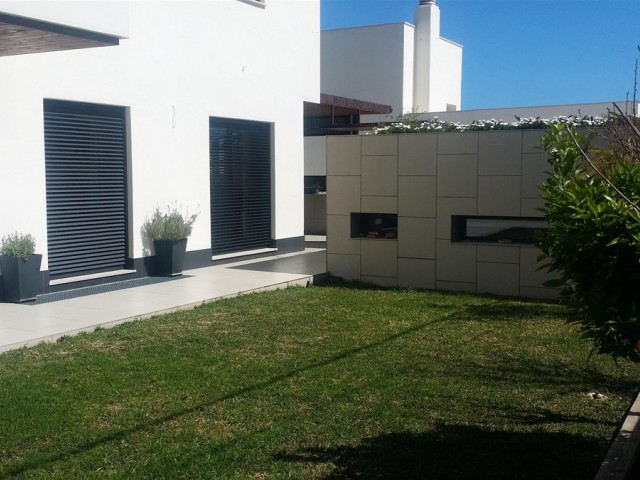 3 Bedrooms Villa in Torremolinos