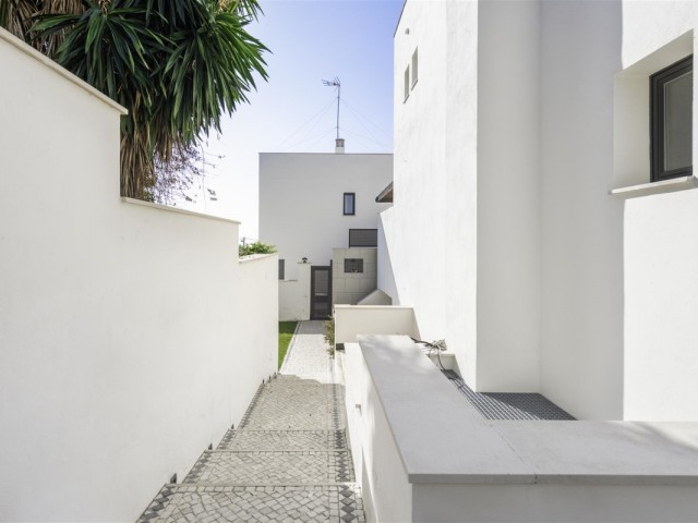 3 Bedrooms Villa in Torremolinos