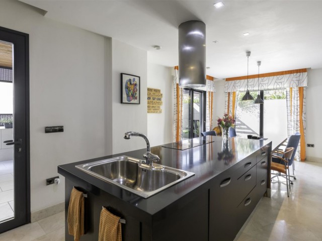 3 Bedrooms Villa in Torremolinos