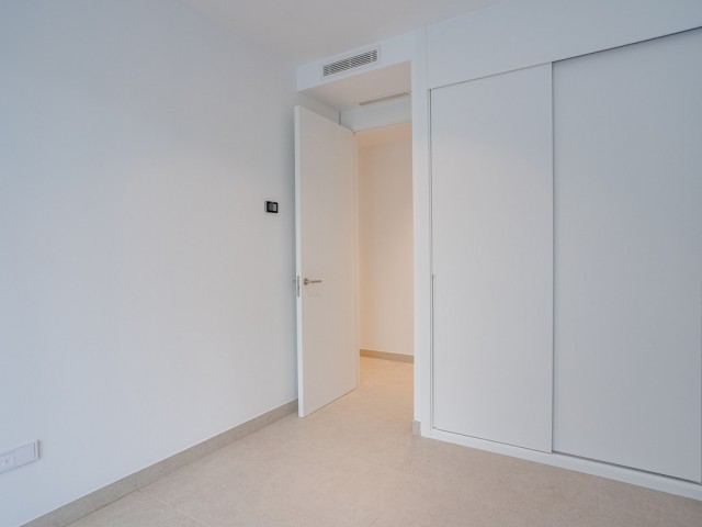 Apartamento con 3 Dormitorios  en Artola