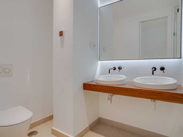 Apartamento con 3 Dormitorios  en Artola