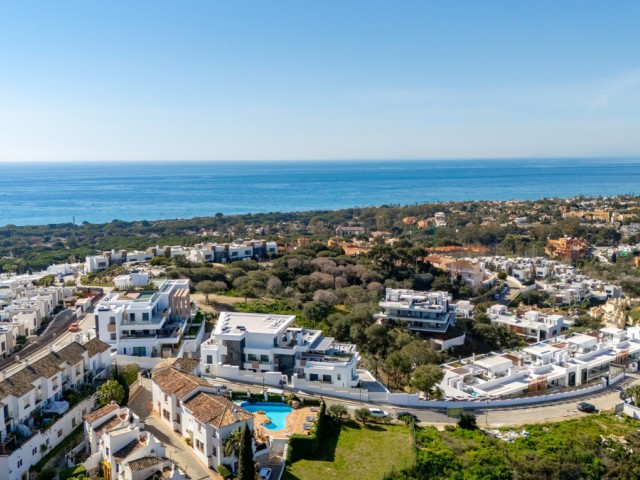 Apartamento con 3 Dormitorios  en Artola