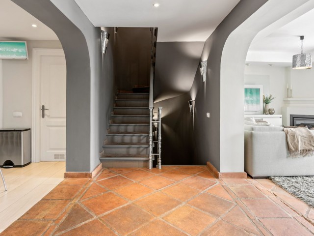 5 Makuuhuoneen Rivitalo La Heredia