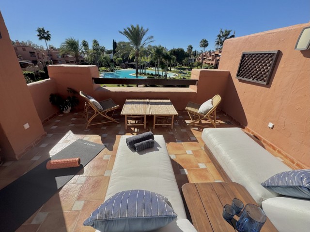4 Soveroms Leilighet i Guadalmina Baja