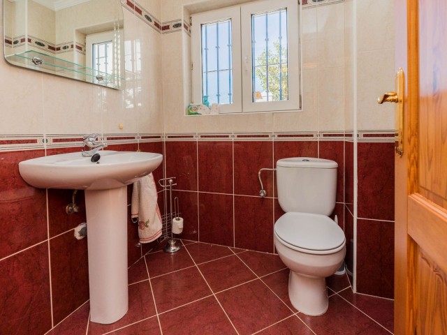 3 Bedrooms Villa in Fuengirola
