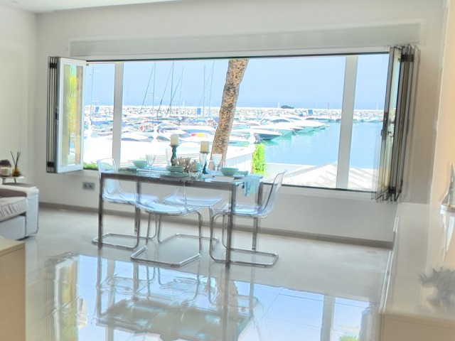 2 Bedrooms Apartment in Puerto Banús