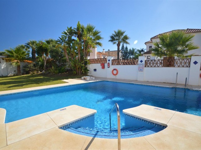 Apartment, Las Chapas, R5327743