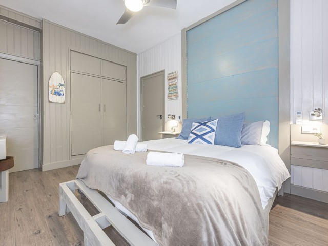 Villa avec 12 Chambres  à Marbella
