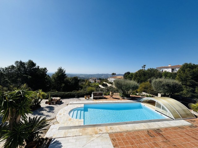 Villa, Valtocado, R5337256